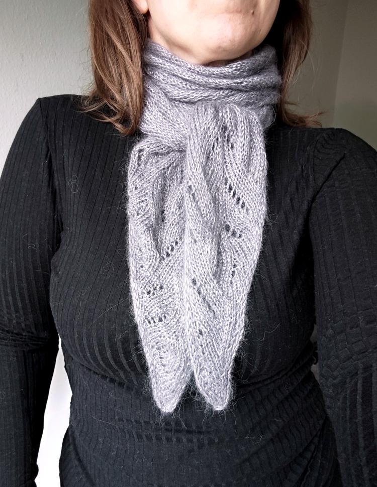 Sevela Scarf